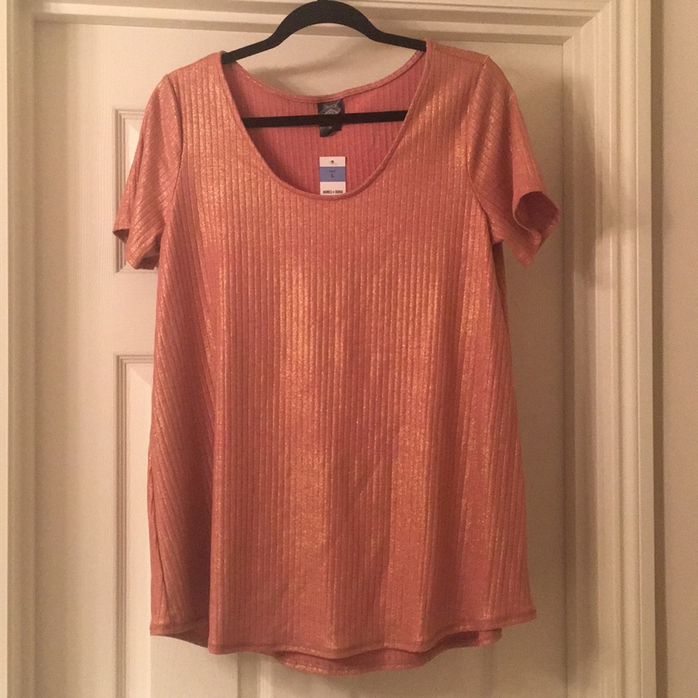 💋HP💋NWT Agnes & Dora L everyday T